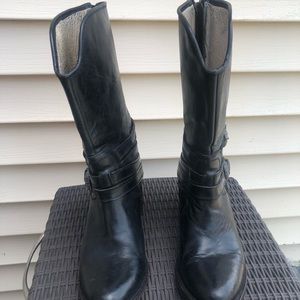 Free Bird by Steven (made in Mexico), Size 9, Black leather boots. 2” heels.